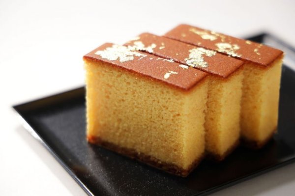 画像2: 須崎屋 極上五三焼かすてら桐箱 1号 (2)